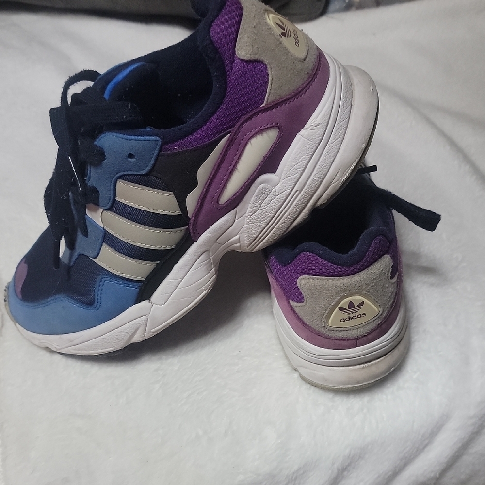 Adidas Size 8 Man  Navy and Violet Sneakers Unesex - Picture 14 of 14